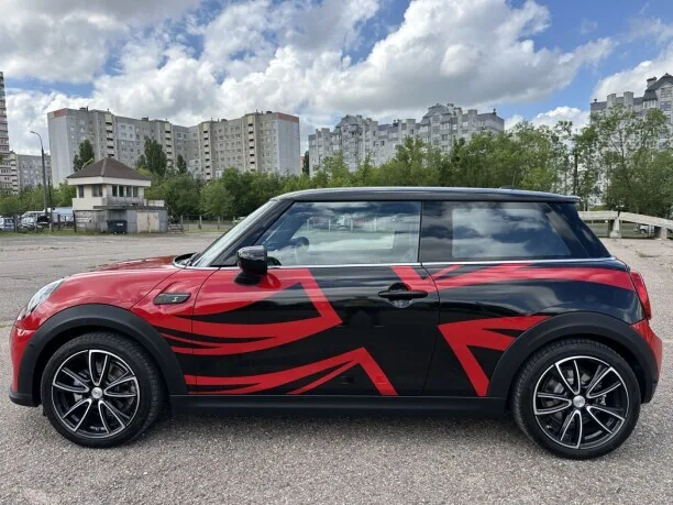 MINI Cooper SE 2023 — миниатюра 5