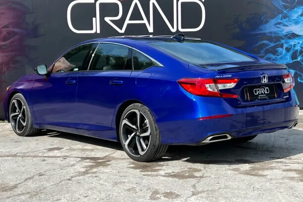 Honda Accord 2022 — миниатюра 2