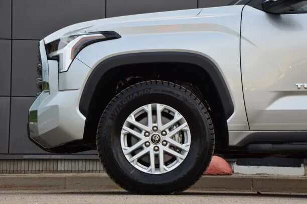 Toyota Tundra 2022 — миниатюра 5