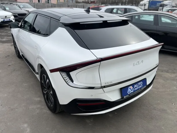 Kia EV6 2023 — миниатюра 4