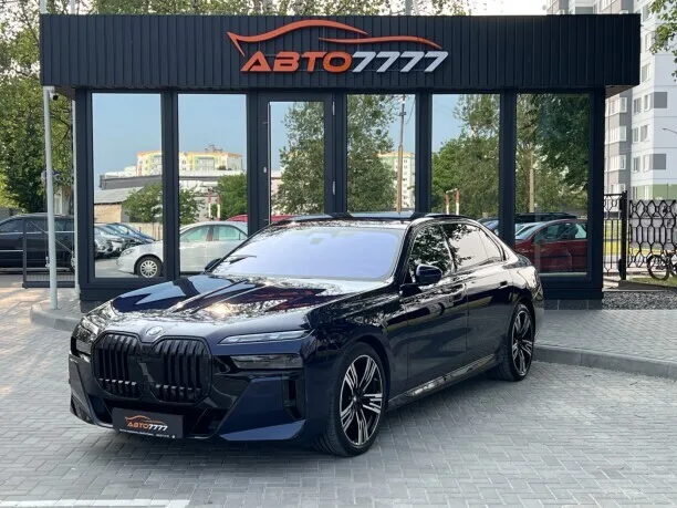 BMW 7 серия 2023 — миниатюра 2