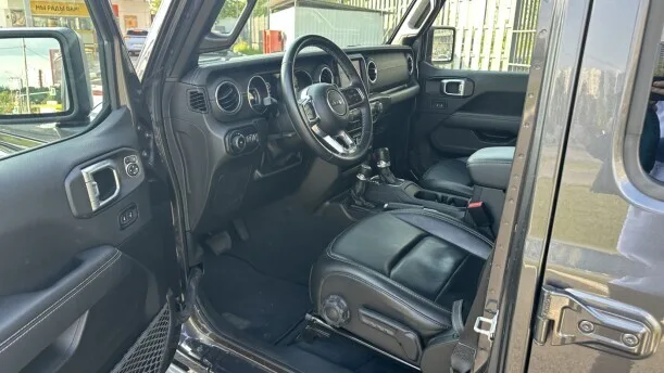 Jeep Wrangler 2022 — миниатюра 2