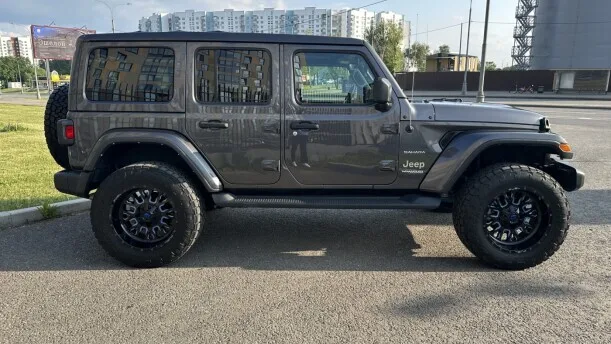 Jeep Wrangler 2022 — миниатюра 4