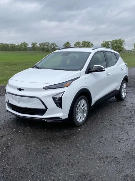 Chevrolet Bolt EUV 2023 — миниатюра 3