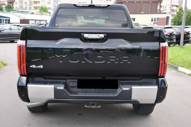 Toyota Tundra 2022 — миниатюра 2