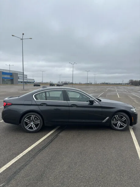 BMW 5 Series 2023 — миниатюра 2