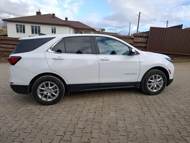 Chevrolet Equinox 2022 — миниатюра 2
