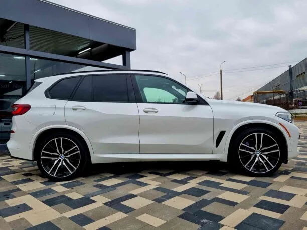 BMW X5 2022 — миниатюра 2