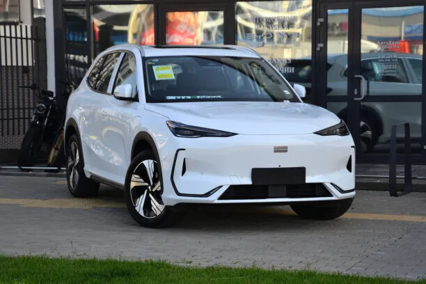Geely Galaxy E5 2025 — миниатюра 4