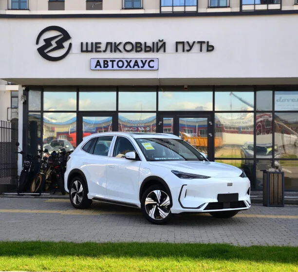Geely Galaxy E5 2025 — фото 1, купить с доставкой в Москву