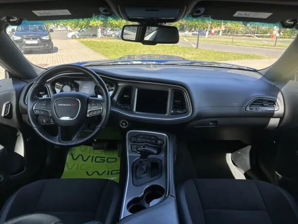 Dodge Challenger 2022 — миниатюра 3