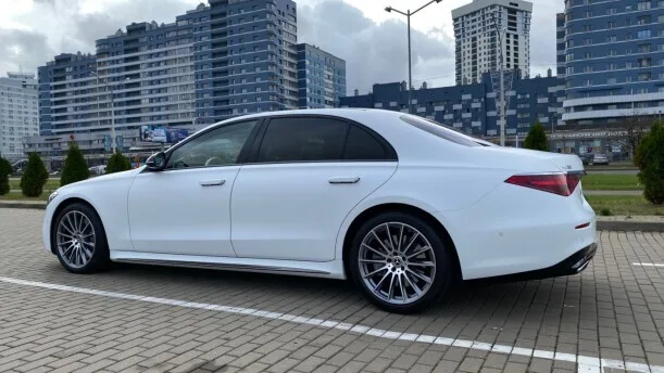 Mercedes-Benz S-Класс 2024 — миниатюра 3