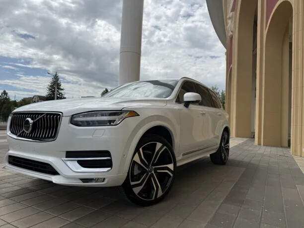 Volvo XC90 2023 — миниатюра 2
