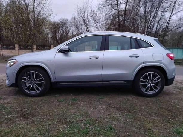 Mercedes-Benz GLA AMG 2024 — миниатюра 4