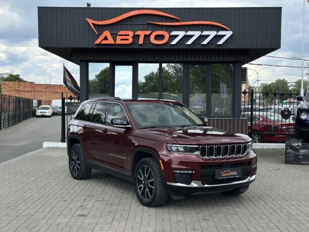 Jeep Grand Cherokee 2022 — фото 1, купить с доставкой в Москву