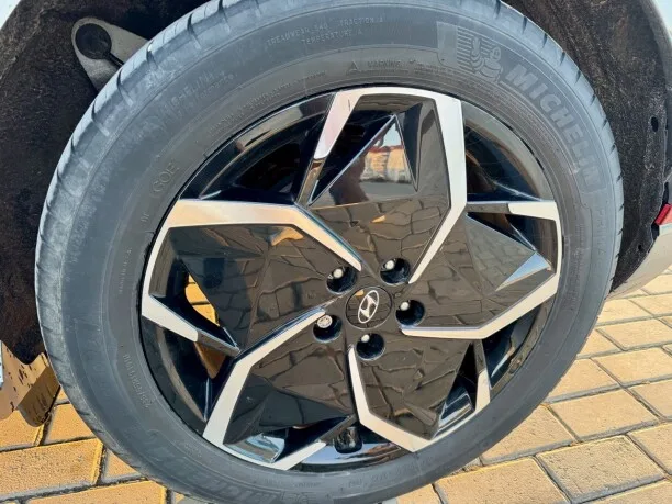 Hyundai Ioniq 5 2023 — миниатюра 5