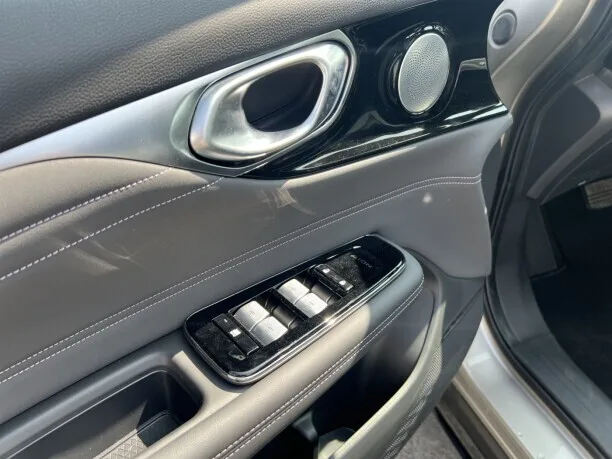 GAC Trumpchi Aion V 2023 — миниатюра 5