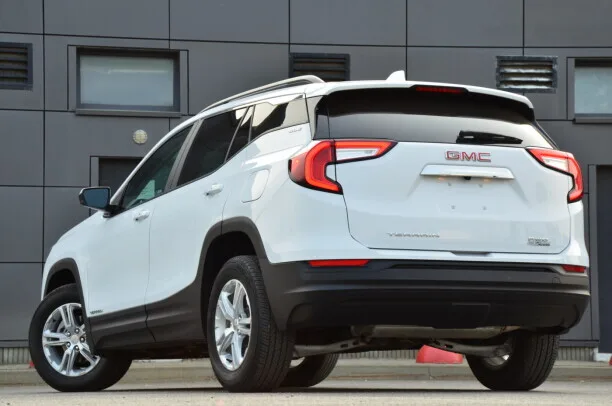 GMC Terrain 2022 — миниатюра 3