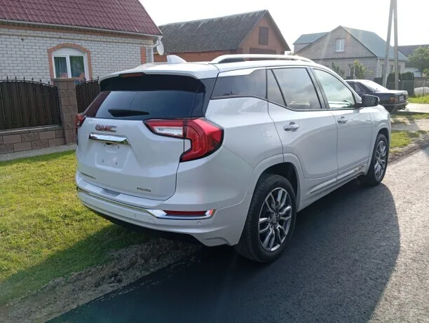GMC Terrain 2022 — миниатюра 4