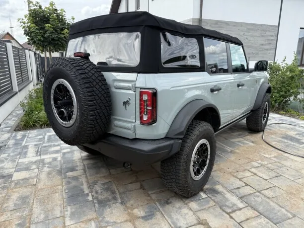 Ford Bronco 2022 — миниатюра 2