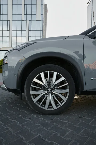 Nissan X-Trail 2023 — миниатюра 2