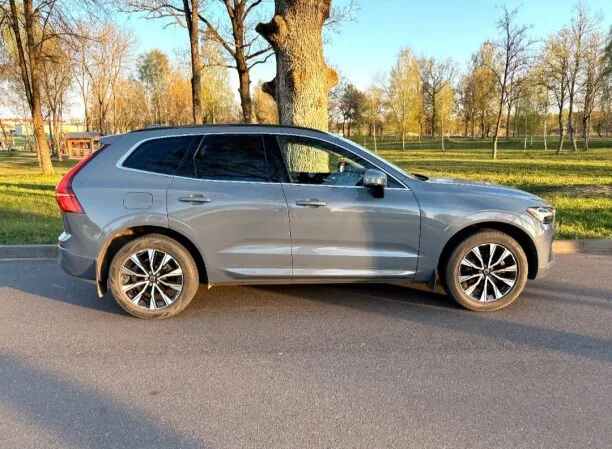 Volvo XC60 2023 — миниатюра 4