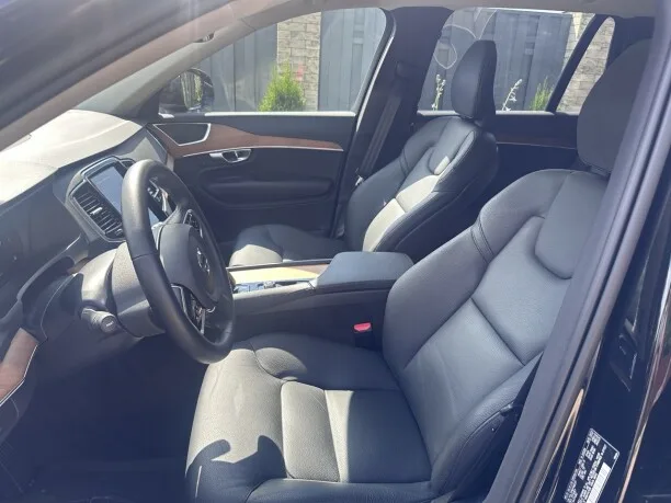 Volvo XC90 2023 — миниатюра 3