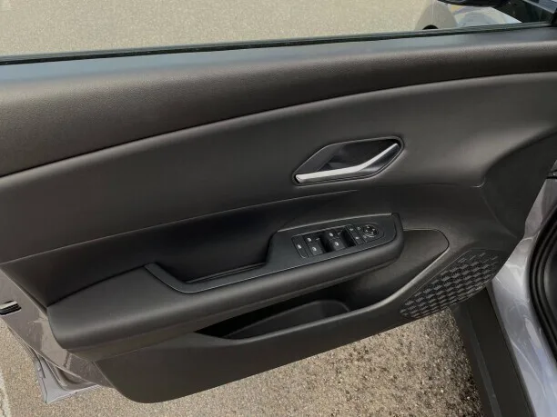 BYD e7 2025 — миниатюра 3