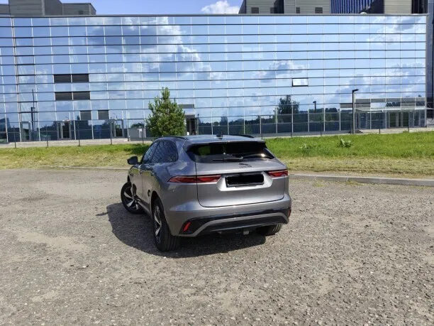 Jaguar F-Pace 2023 — миниатюра 5