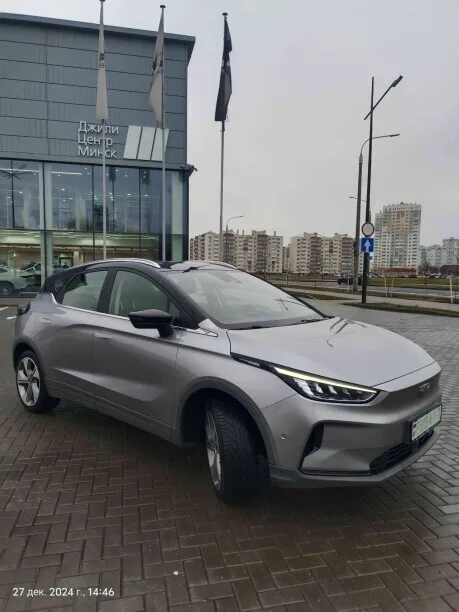Geely Geometry C 2022 — миниатюра 2