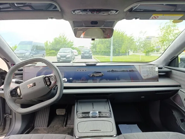 Geely Galaxy E8 2025 — миниатюра 3