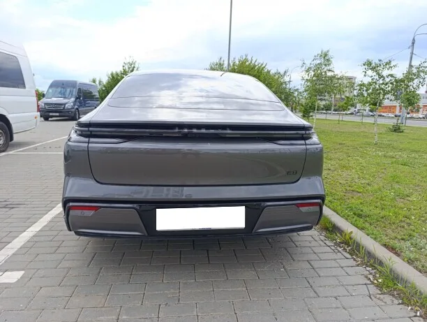 Geely Galaxy E8 2025 — миниатюра 5