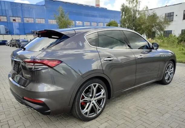 Maserati Levante 2022 — миниатюра 5