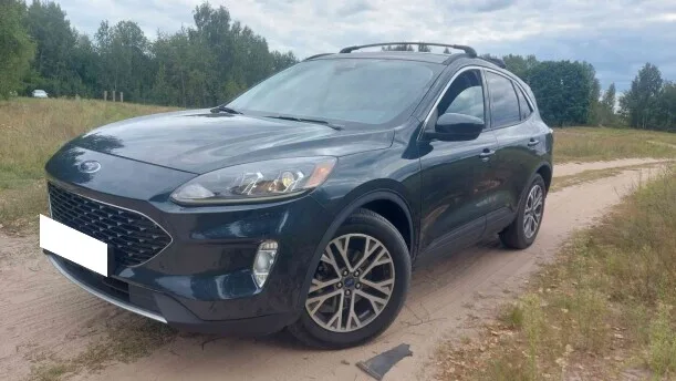 Ford Escape 2022 — фото 1, купить с доставкой в Москву