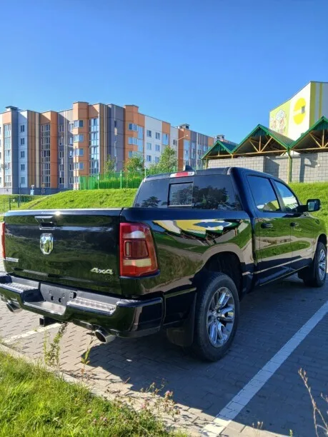 RAM 1500 2023 — миниатюра 4