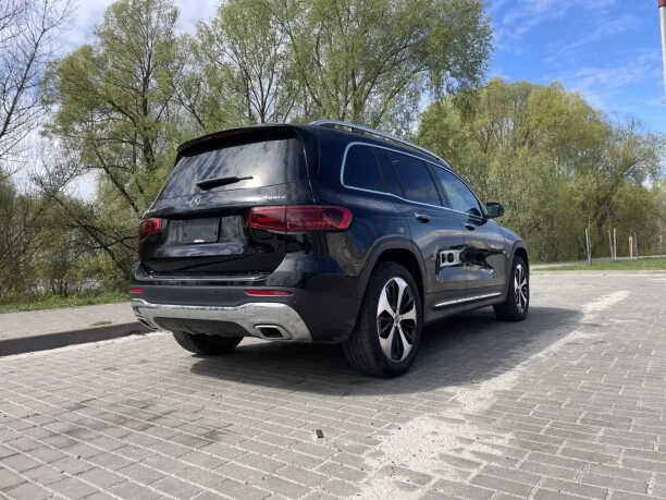 Mercedes-Benz GLB-Class 2024 — миниатюра 4