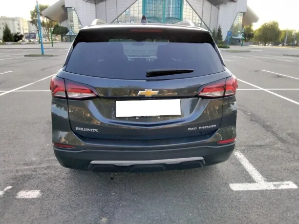 Chevrolet Equinox 2022 — миниатюра 3