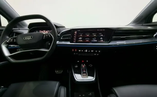 Audi Q4 e-tron 2024 — миниатюра 4