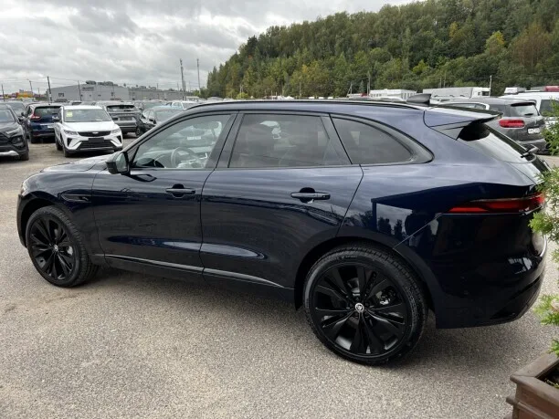Jaguar F-Pace 2023 — миниатюра 3