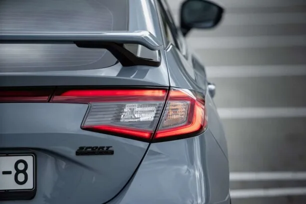 Honda CIVIC 2024 — миниатюра 3