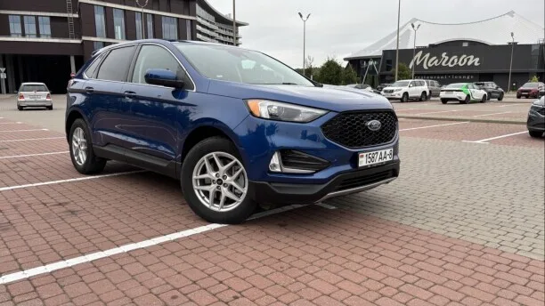 Ford Edge 2023 — миниатюра 2