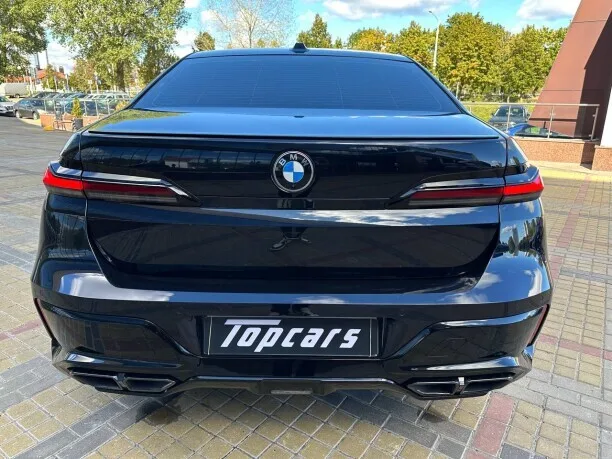 BMW 7 серия 2022 — миниатюра 2