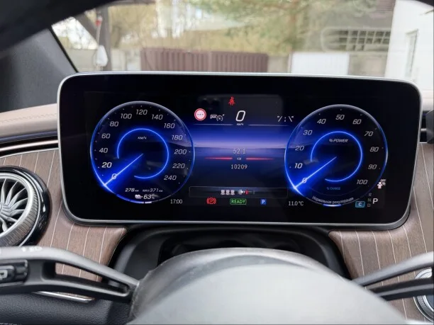 Mercedes-Benz EQE SUV 2024 — миниатюра 3