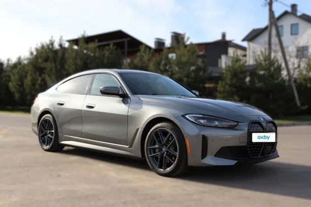 BMW i4 2023 — миниатюра 2