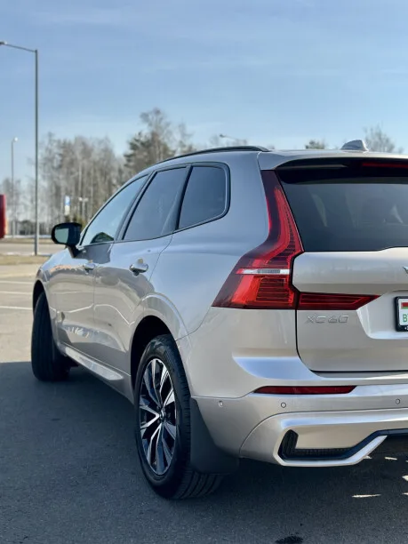 Volvo XC60 2024 — миниатюра 2