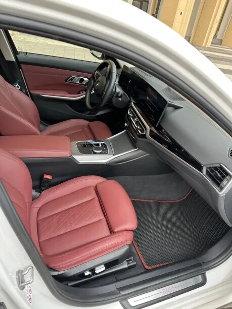 BMW i3 2023 — миниатюра 3