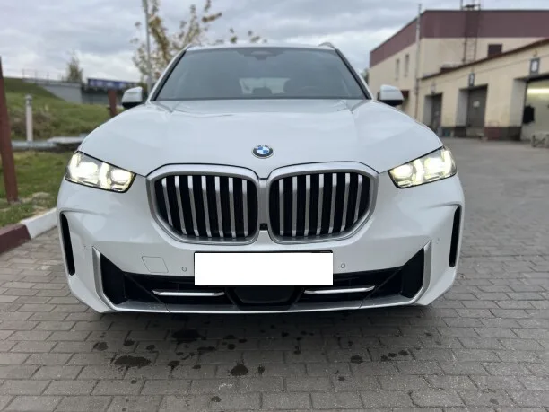 BMW X5 2024 — фото 1, купить с доставкой в Москву