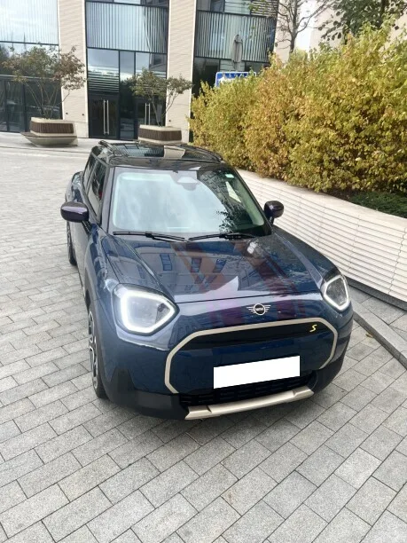 MINI Aceman 2024 — миниатюра 2