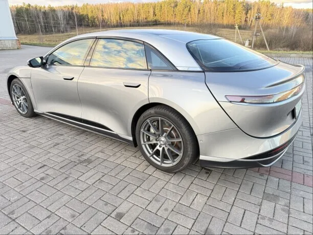 Lucid Air 2022 — миниатюра 5