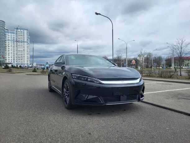BYD Han 2025 — миниатюра 2